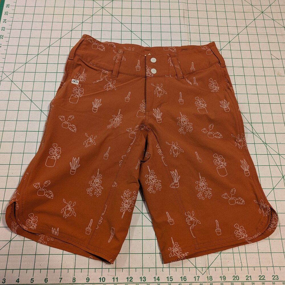 EUC Wild Rye Freel Shorts Size 2 Terracotta print